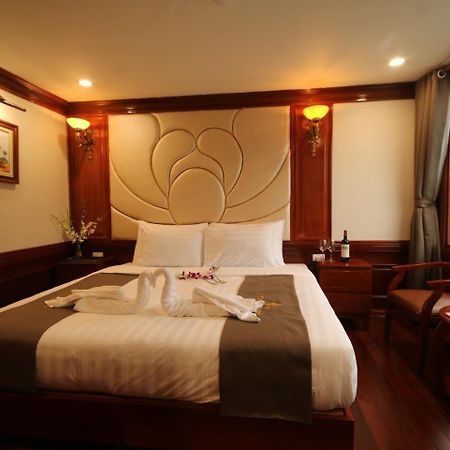 Calypso Cruises Hotel Cat Hai Exterior foto